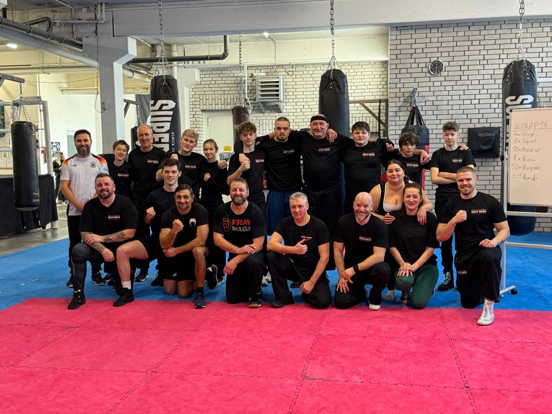 Krav Maga Erwachsene & Jugendliche im Training
